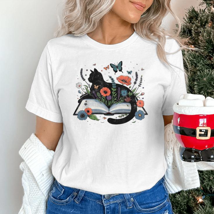 Retro Cute Cat Floral Book Librarian Vintage Floral Cat Book Unisex T-Shirt Retro Cute Cat Floral Book Librarian Vintage Floral Cat Book Unisex T-Shirt