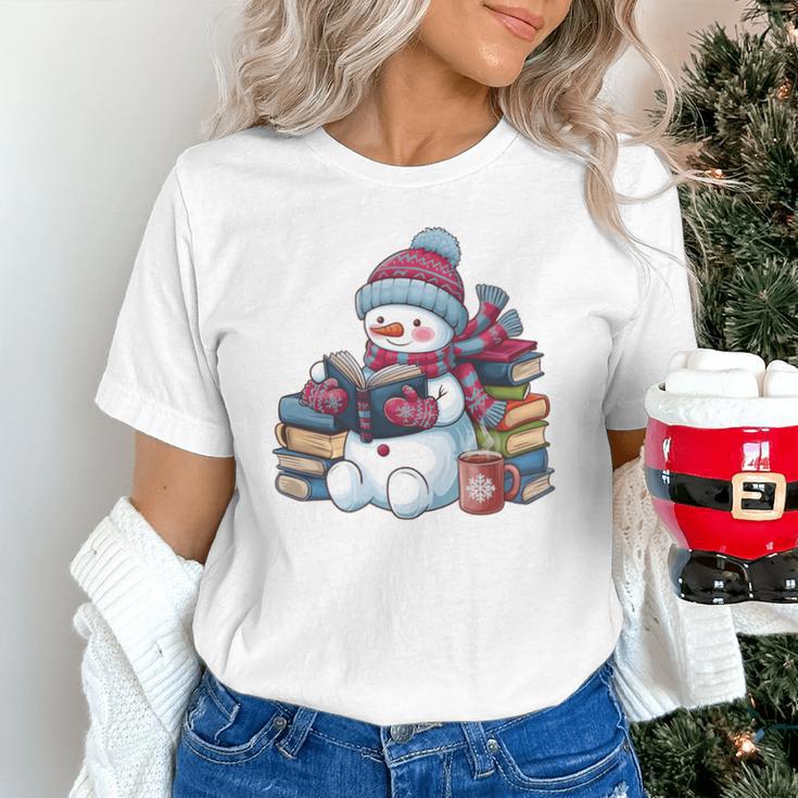 Snowman Reading Book Lovers Christmas Bookworm Librarian Unisex T-Shirt