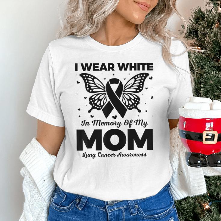 I Wear In Memory Of My Mom Butterfly Lung Cancer Unisex T-Shirt