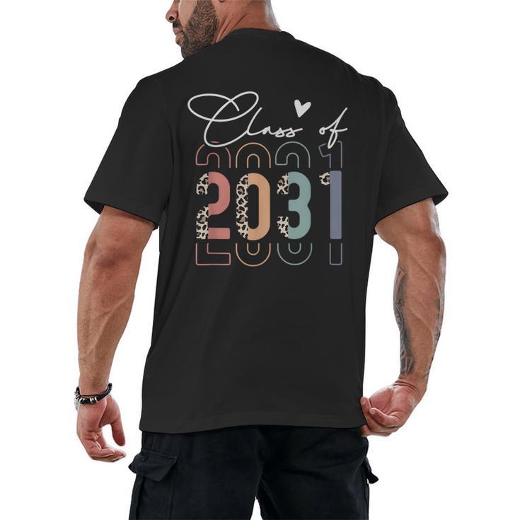 Class Of 2031 School College Retro Graduation Vintage Grad Men's Back Print T-Shirt