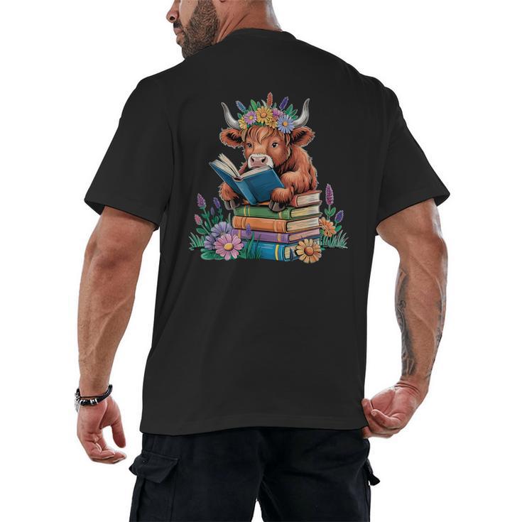 Cute Highland Cow Reading Book Baby Cow Bookworm Men's Back Print T-Shirt