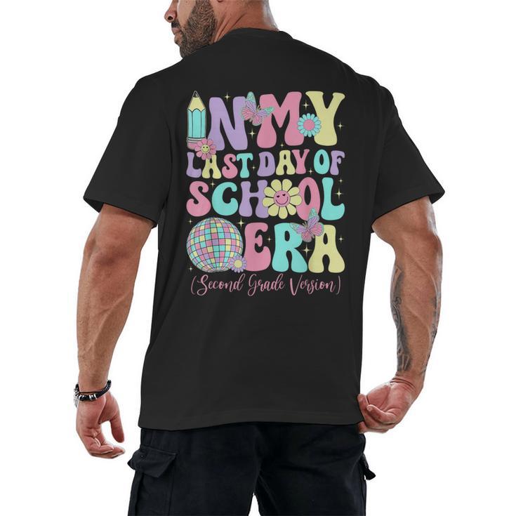 Groovy In My Last Day Of School Era Second Grade Graduation Men's Back Print T-Shirt