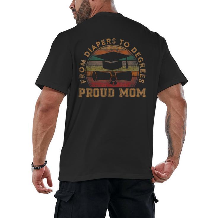 Proud Mom Of a 2023 Graduate Mother Senior Graduation Men's Back Print T-Shirt