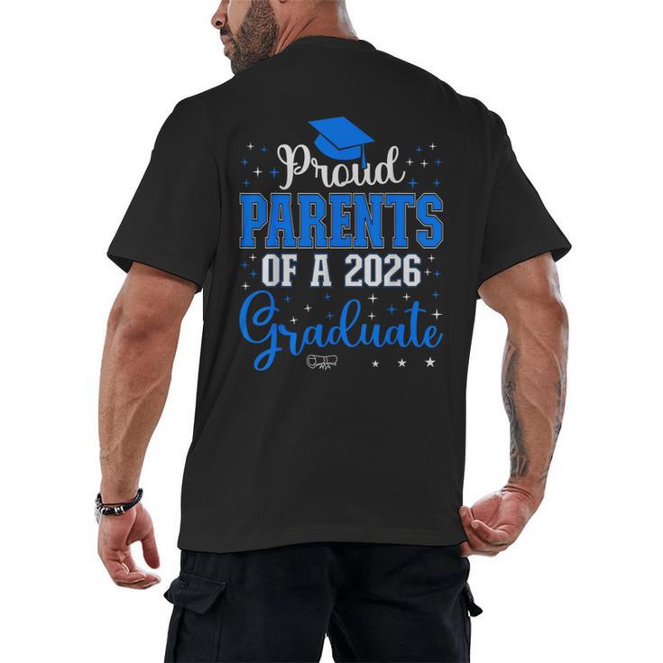 Proud Parents Of a Class Of 2026 Graduate For Graduation Men's Back Print T-Shirt