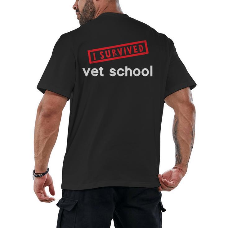 Vet School Tech Graduation Future Veternarians I Survived Men's Back Print T-Shirt