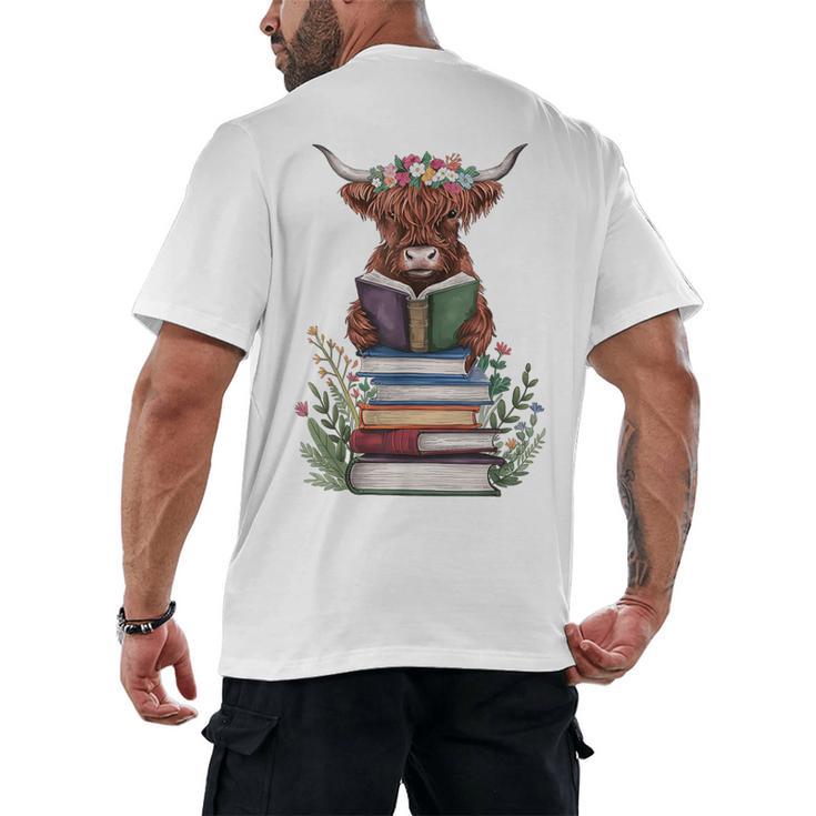 Cute Highland Cow With Book Floral Bookworm Librarian Book Men's Back Print T-Shirt