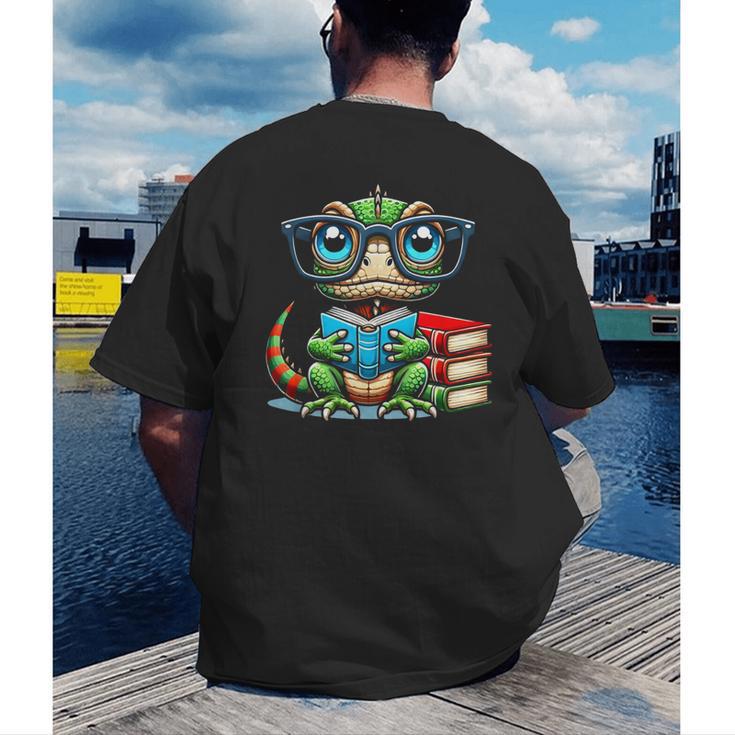 Book Lover Reading Iguana Men's Back Print T-Shirt Book Lover Reading Iguana Men's Back Print T-Shirt