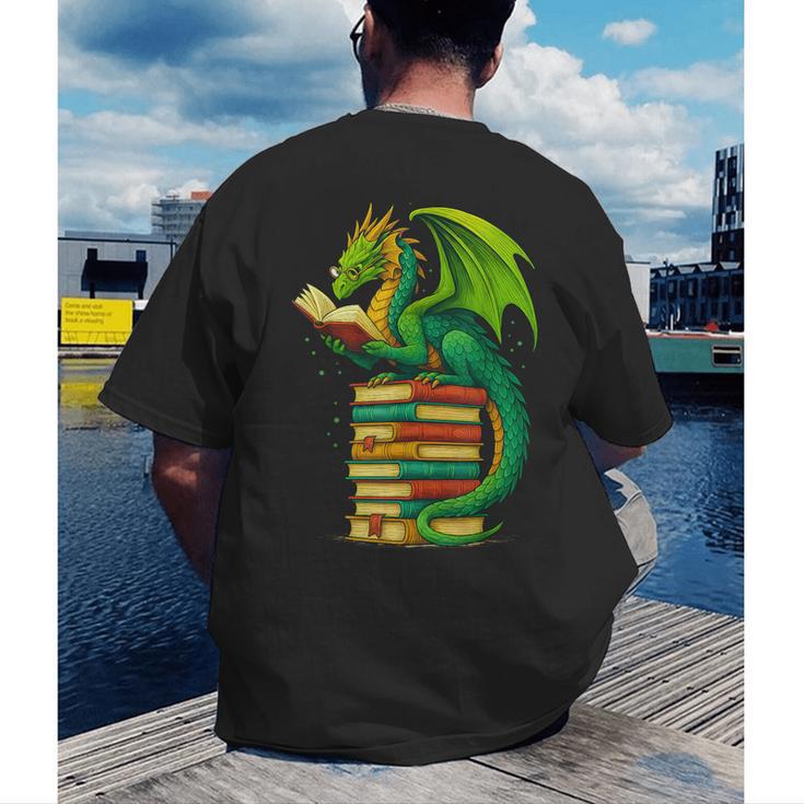 Dragon Reading Books Matching Bookworm Readers Librarian Men's Back Print T-Shirt Dragon Reading Books Matching Bookworm Readers Librarian Men's Back Print T-Shirt