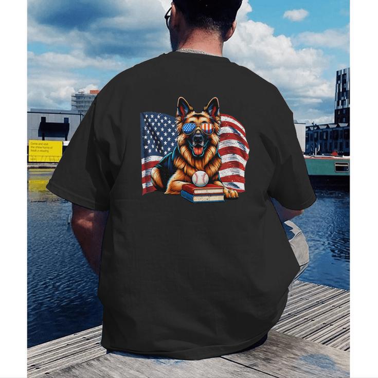 Patriotic German Shepherd Books Baseball USA Flag Vintage Men's Back Print T-Shirt