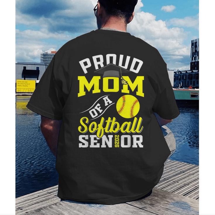Proud Mom Of a Softball Senior Class Of 2026 Graduation Men's Back Print T-Shirt