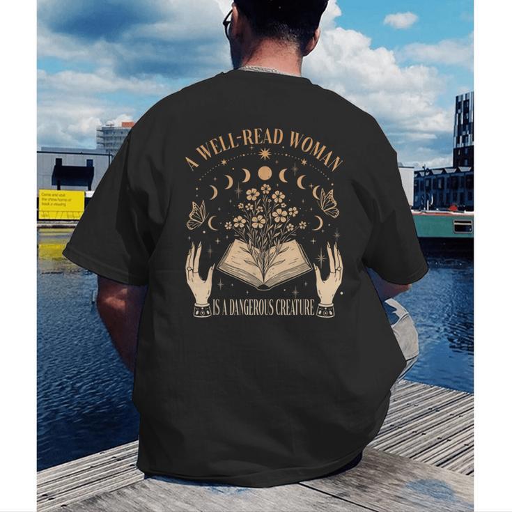 A Well Read Woman Is A Dangerous Creature Reading Book Lover Men's Back Print T-Shirt