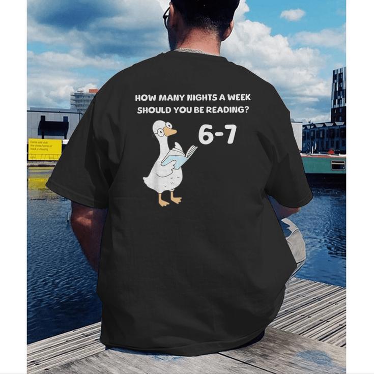 Reading 6-7 Silly Goose Read Books Bookish Bookworm Men's Back Print T-Shirt