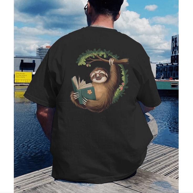 Sloth Reading a Book Lazy Sloth Bookworm Men's Back Print T-Shirt Sloth Reading a Book Lazy Sloth Bookworm Men's Back Print T-Shirt