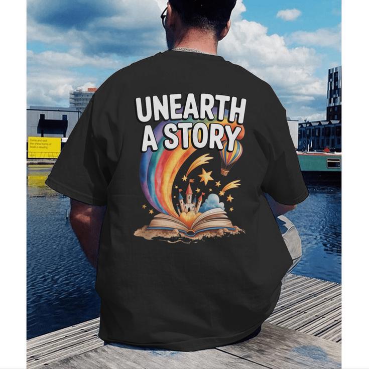 Unearth A Story Rainbow Treasure Book Men's Back Print T-Shirt