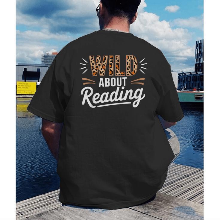 Wild About Reading Books Reader Lover Bookworm Leopard Print Men's Back Print T-Shirt Wild About Reading Books Reader Lover Bookworm Leopard Print Men's Back Print T-Shirt