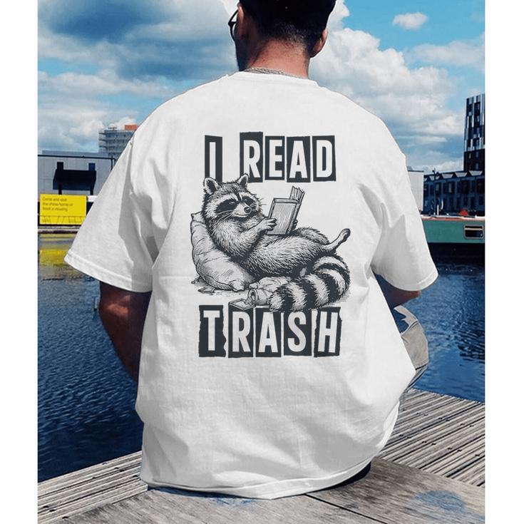 Racoon Reading Spicy Smutty Book Booktok I Read Trashy Books Men's Back Print T-Shirt Racoon Reading Spicy Smutty Book Booktok I Read Trashy Books Men's Back Print T-Shirt