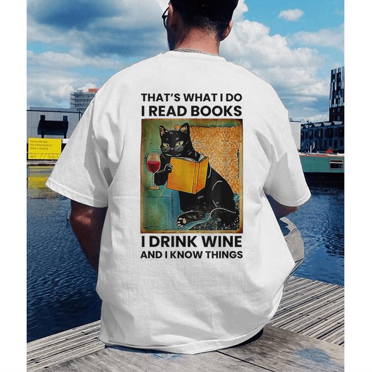That's What I Do I Read Books I Drink Wine And I Know Things Men's Back Print T-Shirt That's What I Do I Read Books I Drink Wine And I Know Things Men's Back Print T-Shirt