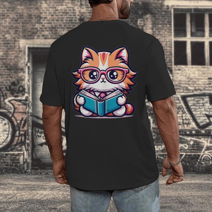 Adorable Book Lover Maine Coon Cat With Reading Glasses Cute Men's Back Print T-Shirt