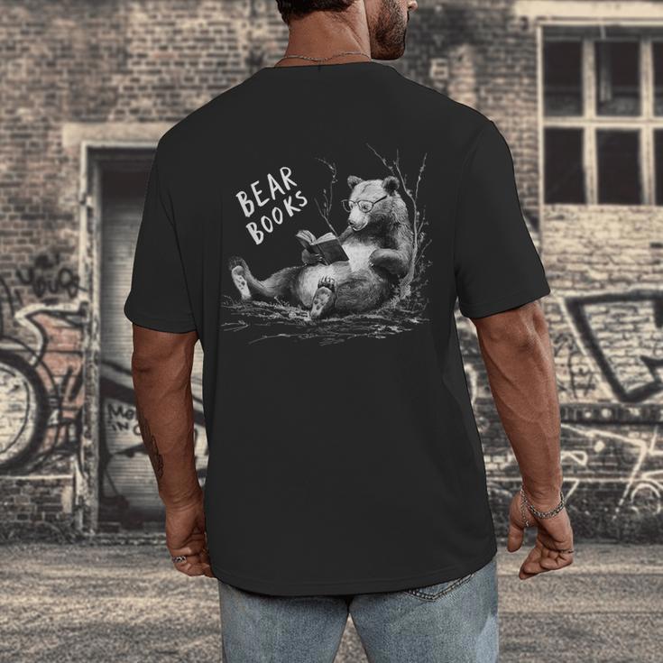 Book Lover Bear Cozy Reading Bear Graphic Bear Books Men's Back Print T-Shirt