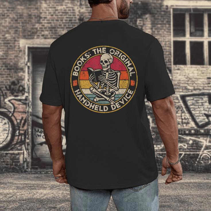 Books The Original Handheld Device Vintage Book Reading Men's Back Print T-Shirt Books The Original Handheld Device Vintage Book Reading Men's Back Print T-Shirt