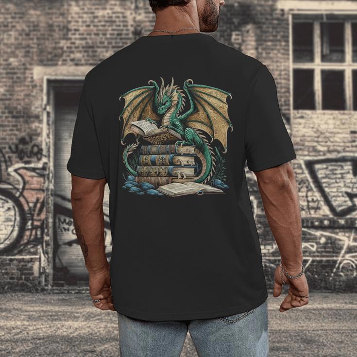 Bookworm Dragons Reading Book Dragons And Books Men's Back Print T-Shirt