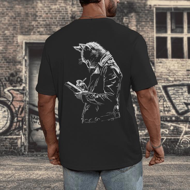 Cat Holds Book Writing Animal Print Motif Drawing Art Cat Men's Back Print T-Shirt Cat Holds Book Writing Animal Print Motif Drawing Art Cat Men's Back Print T-Shirt