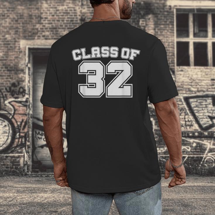 Class Of 32 2032 School Tee Shirt Graduation Class Party Men's Back Print T-Shirt