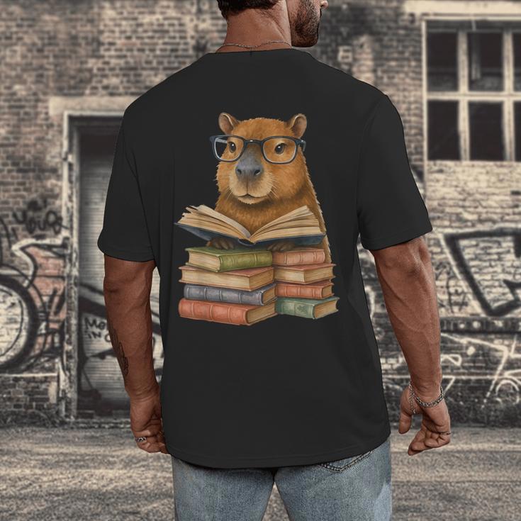 Cute Capybara Reading Books Animal Capybara Bookworms Men's Back Print T-Shirt
