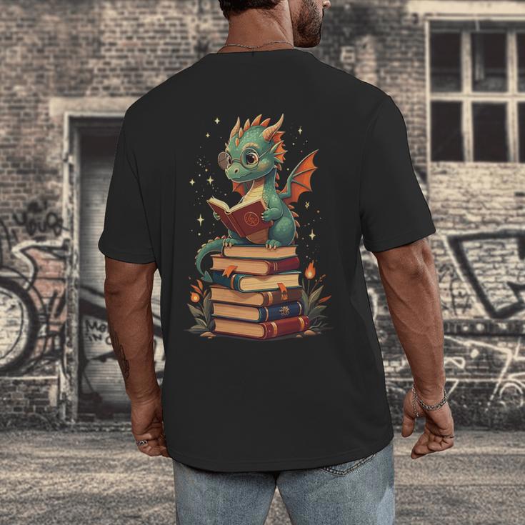 Cute Dragon Reading Book Bookworm Dragons And Books Men's Back Print T-Shirt