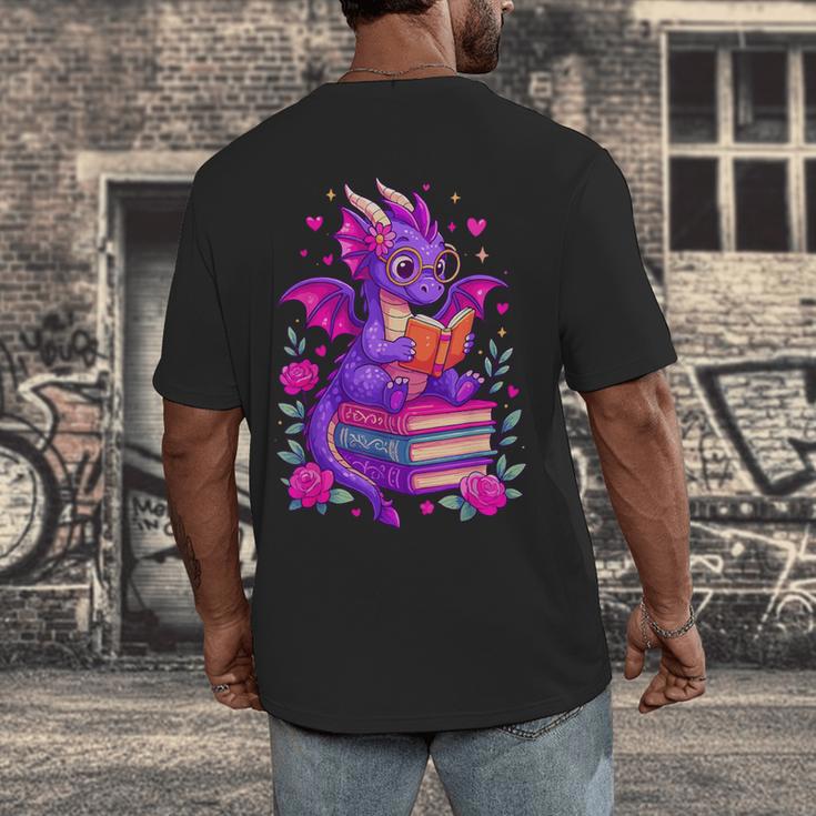 Cute Dragon Reading Books Bookworm Men's Back Print T-Shirt