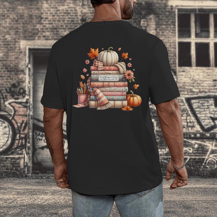 Fall Colors s I Love Fall s Books & Pumpkins Men's Back Print T-Shirt Fall Colors s I Love Fall s Books & Pumpkins Men's Back Print T-Shirt