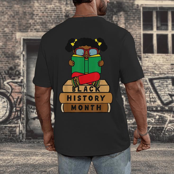 Girl Kid Reading Book Black History Month Bookworm Men's Back Print T-Shirt Girl Kid Reading Book Black History Month Bookworm Men's Back Print T-Shirt