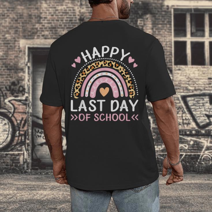 HAPPY LAST OF DAY SCHOOL Rainbow Teacher Student Graduation Men Women Girls Kids Men's Back Print T-Shirt