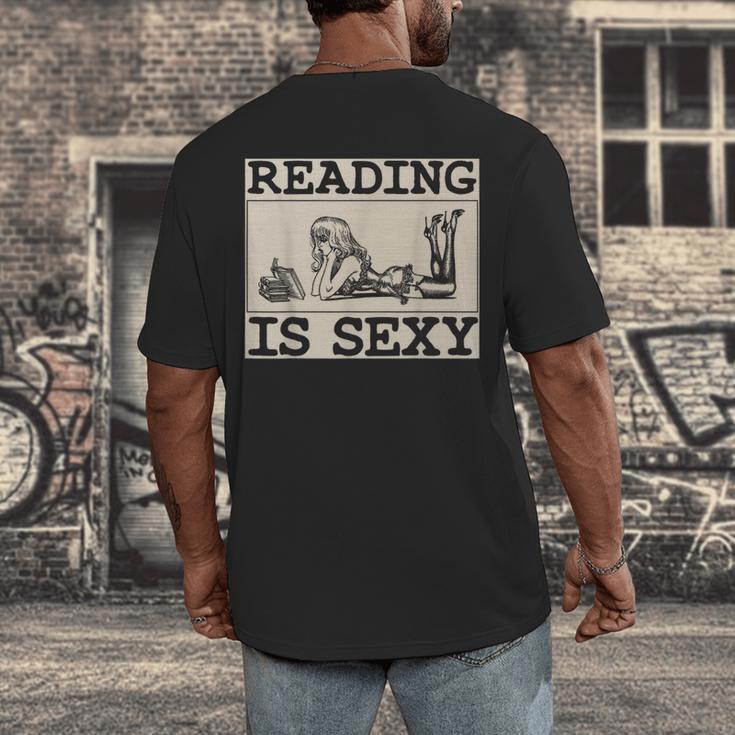Hot Pin Up Girl Comic Book Vintage Reading Is Sexy Men's Back Print T-Shirt