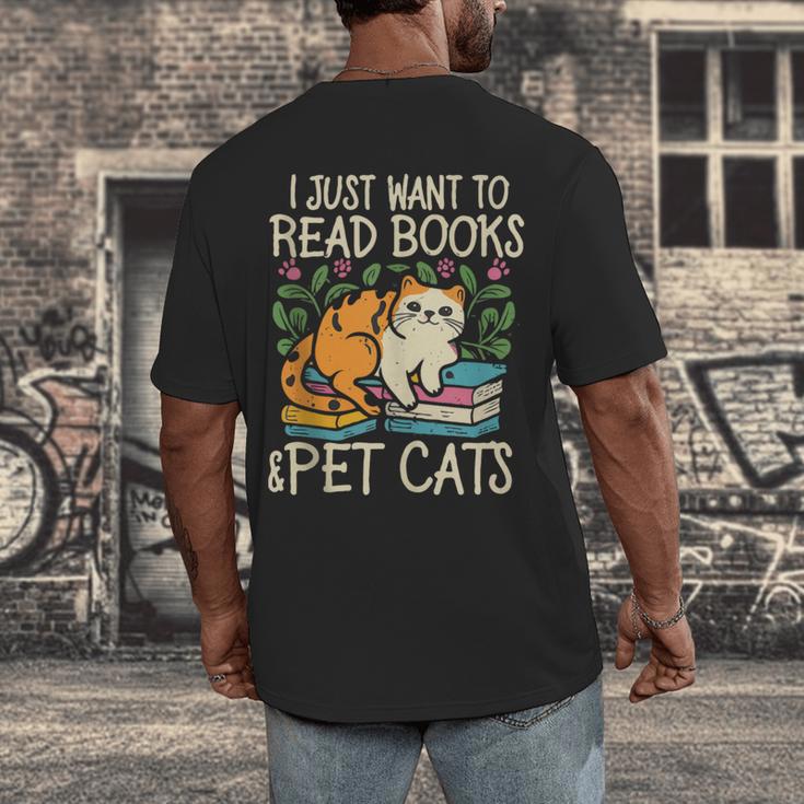 I Just Want To Read Books And Pet Cats Introvert Men's Back Print T-Shirt