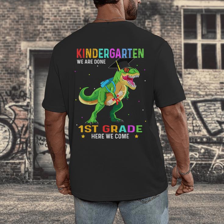 Kindergarten Graduation 1st Here We Come Class 2023 Dinosaur Men's Back Print T-Shirt