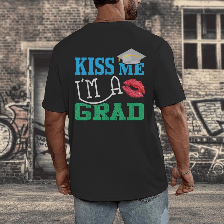 Kiss Me I'm A Grad 2018 Senior Graduation Men's Back Print T-Shirt
