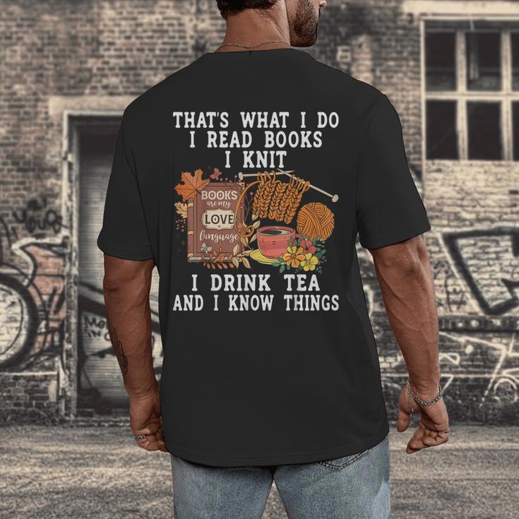 Knitting Reading Books Drinking Tea Knitter Knit Men's Back Print T-Shirt