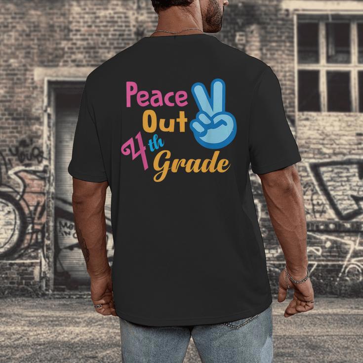 Last Day Of School Peace Out Grade 4 Graduation Kids Men's Back Print T-Shirt