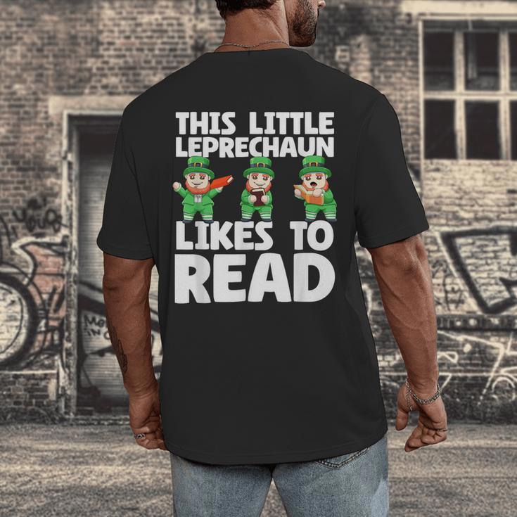 This Little Leprechaun Likes To Read St Patrick's Day Book Men's Back Print T-Shirt