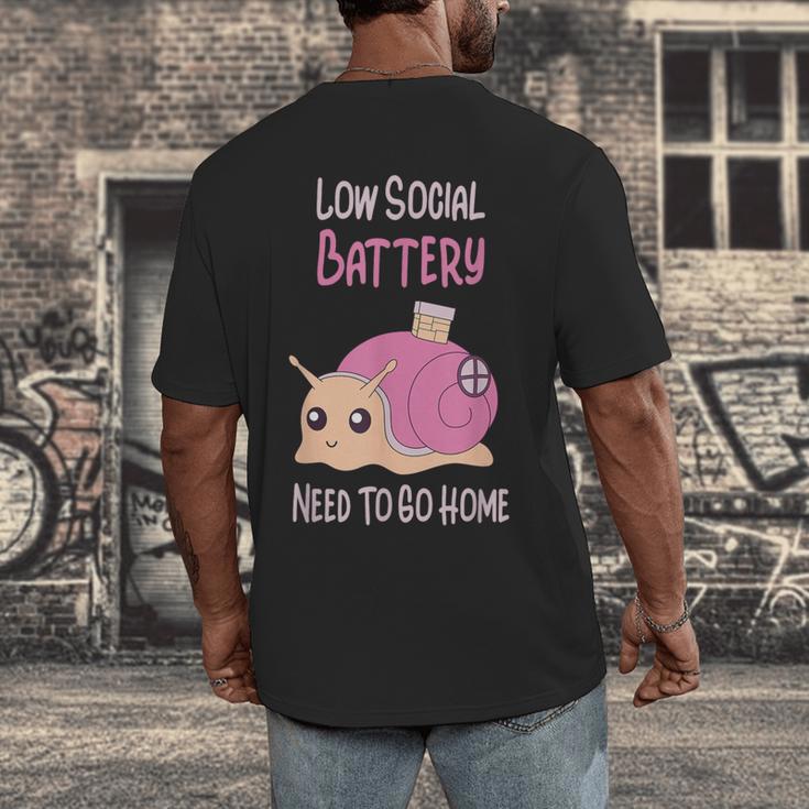 Low Social Battery Cute Snail With House Introvert Cozy Home Men's Back Print T-Shirt Low Social Battery Cute Snail With House Introvert Cozy Home Men's Back Print T-Shirt