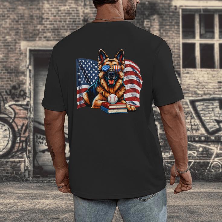 Patriotic German Shepherd Books Baseball USA Flag Vintage Men's Back Print T-Shirt
