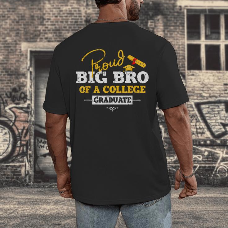 Proud Big Bro Of a College Graduate Graduation Grad Men's Back Print T-Shirt