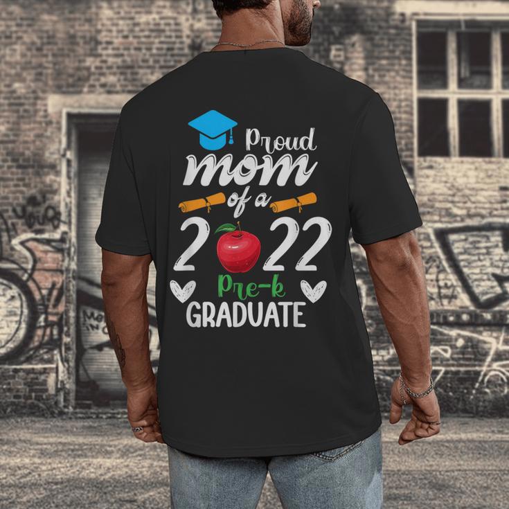 Proud Mom Of 2022 Pre K Graduate Graduation Men's Back Print T-Shirt