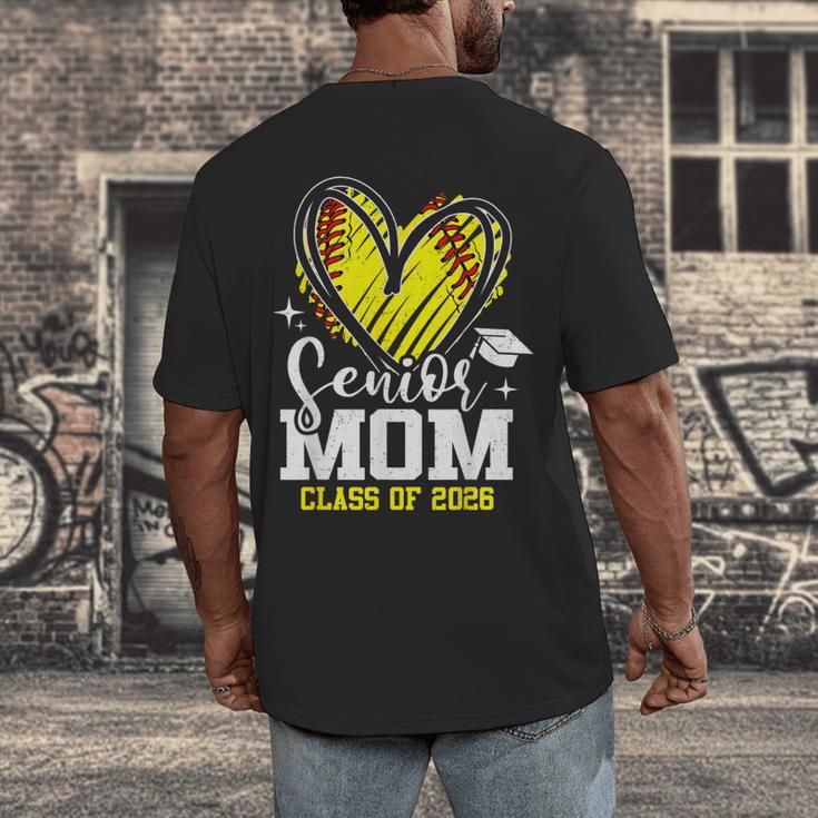 Proud Senior Mom Class Of 2026 Softball Graduation Heart Men's Back Print T-Shirt