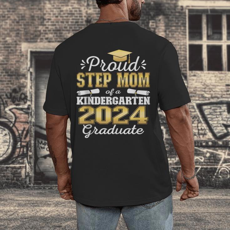 Proud Step Mom Of Kindergarten Graduate 2024 Graduation Step Men's Back Print T-Shirt