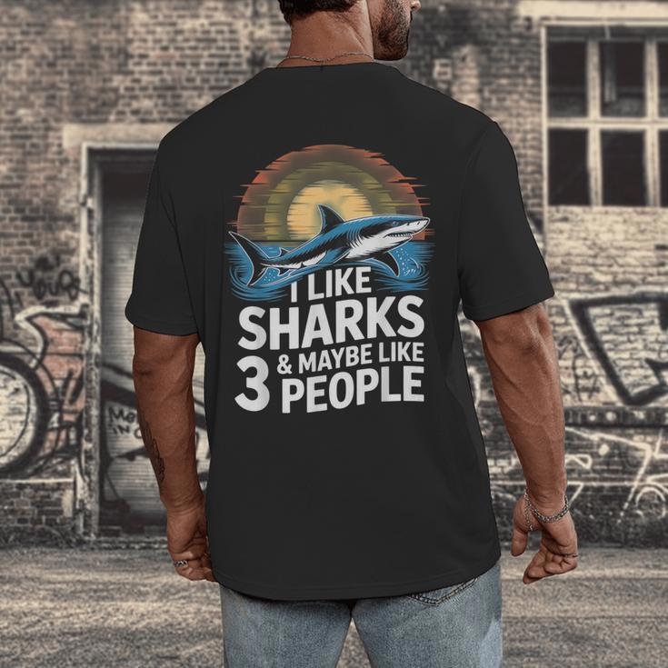 I Like Sharks & Maybe Like 3 People Humor Introverts Summer Men's Back Print T-Shirt