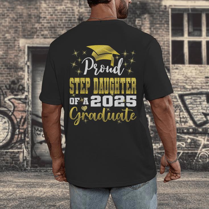 Super Proud Step Daughter Of 2025 Graduate Graduation Family Men's Back Print T-Shirt