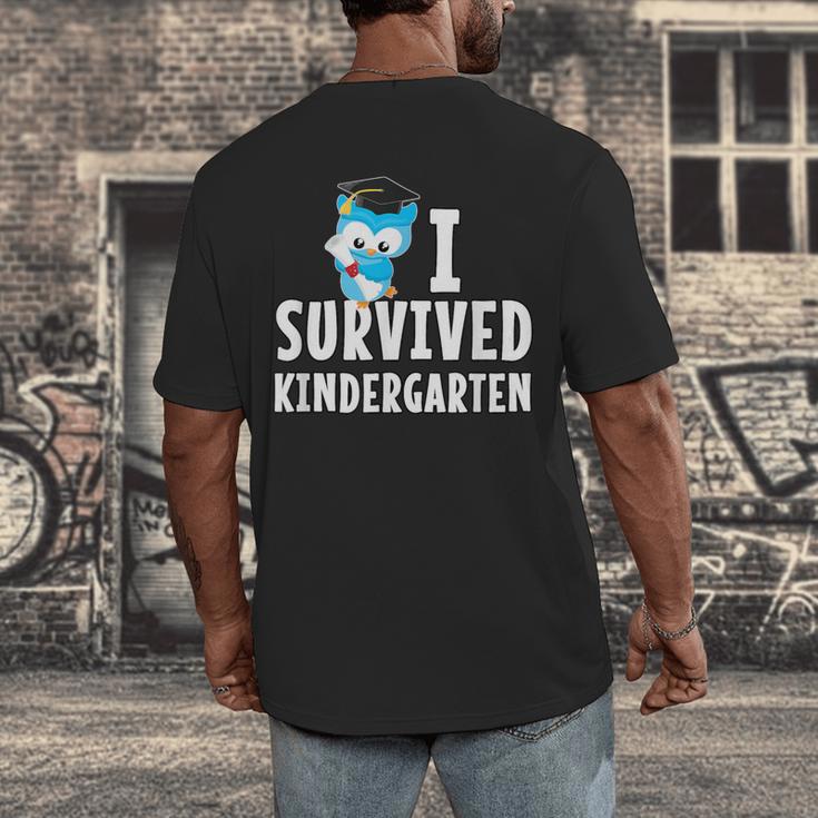 I Survived Kindergarten Graduation Kids Owl Grad Men's Back Print T-Shirt
