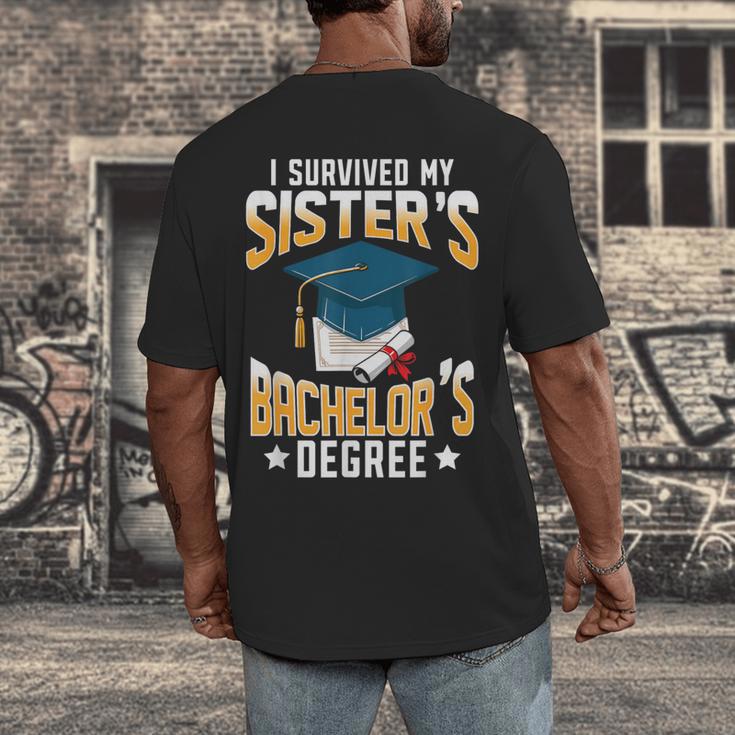 i Survived My Sisters Bachelor's Degree Graduation Gifts Men's Back Print T-Shirt